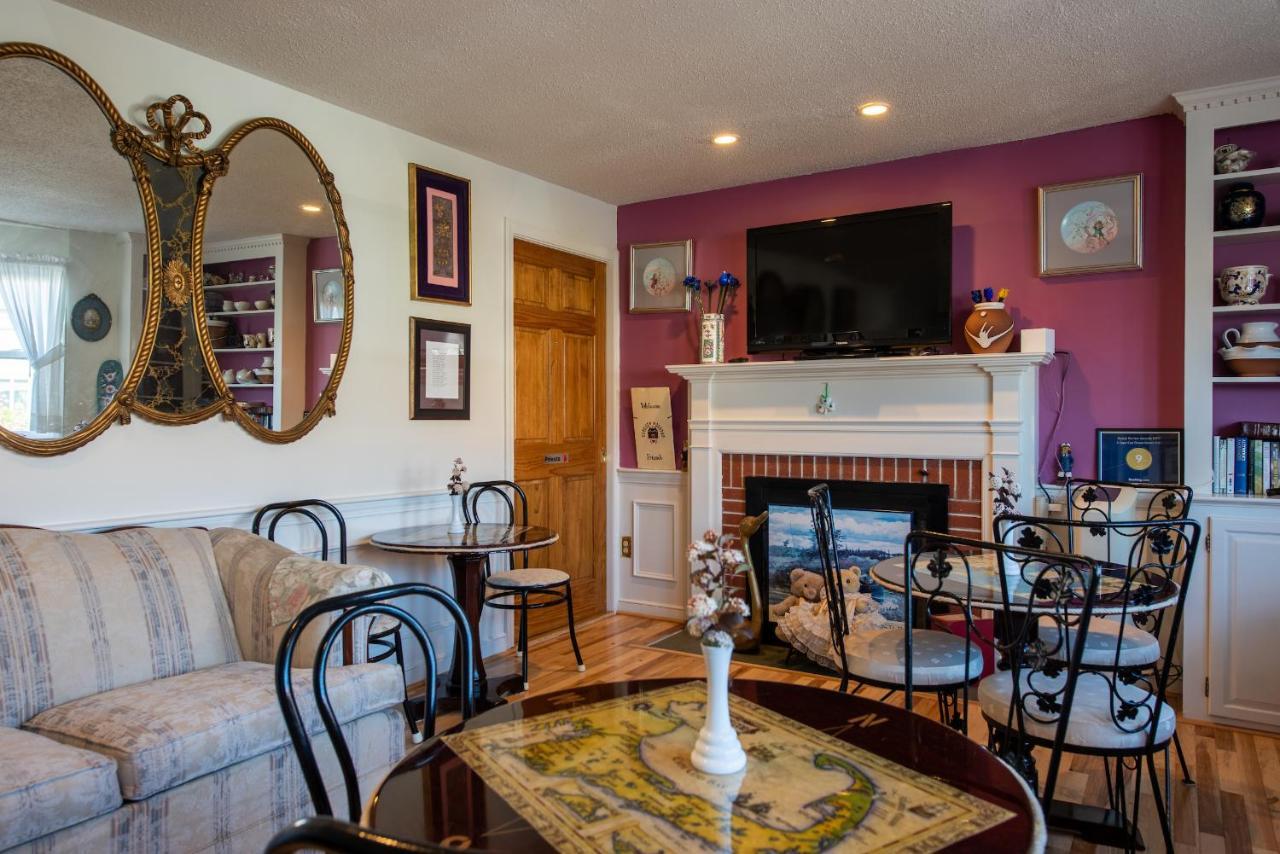 A Cape Cod Ocean Manor Inn Hyannis Ngoại thất bức ảnh